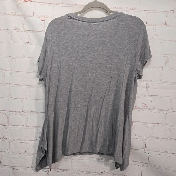 Ivanka Trump Gray Short Sleeve Tee Side Split Top Womens Size XL - Picture 8 of 12